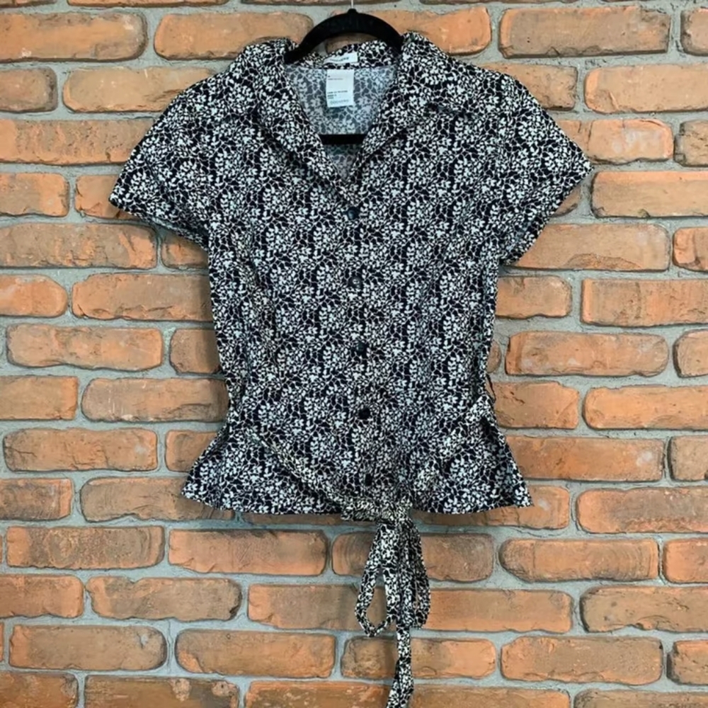 Floral Black and White Women's Top